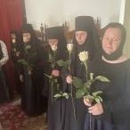 День жен-мироносиц День жен-мироносиц